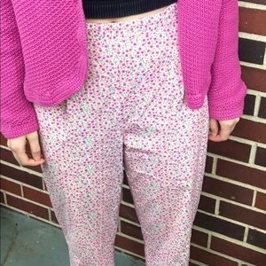 Fun, floral pants! 🌸🌼